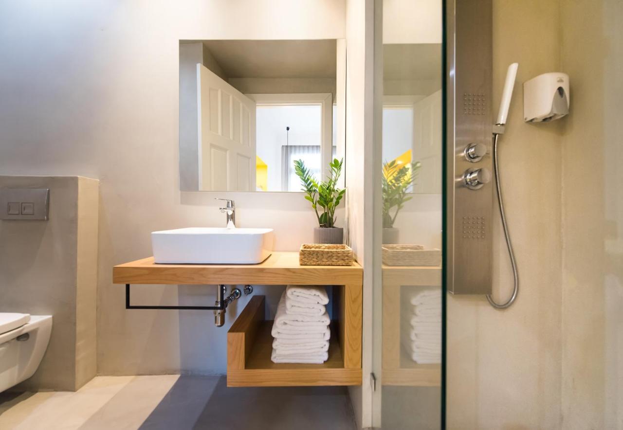 Monk Monastiraki Suites Athen Exterior foto